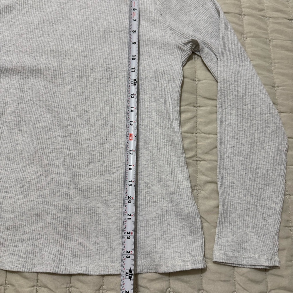 Old Navy Women Gray Long Sleeve Round Neck Cozy Top Size XL Cotton Blend‎ - Picture 12 of 13
